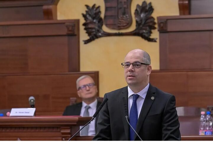 Hungary's Prosecutor General Steps Down, Handing Magyar Another Political Victory